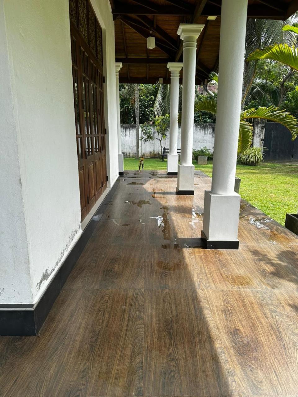 Curve Hiri Apartment Dikwella Bagian luar foto